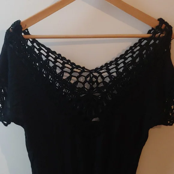 😄2/$20- le vie on Rose beach coverup size XS - Picture 2 of 3